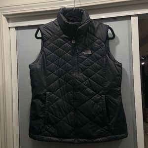 The North Face puffer vest sz large black